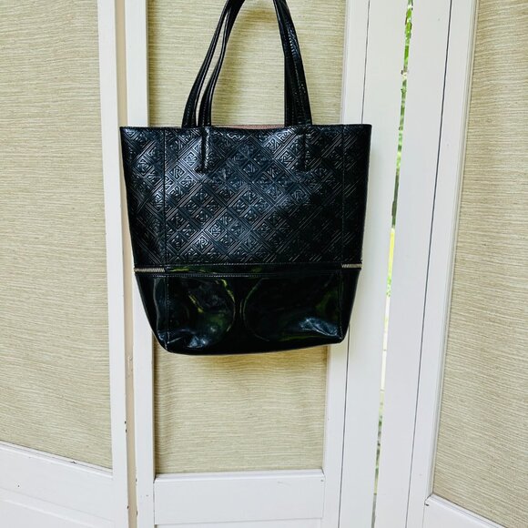 Relic by Fossil Black Tote Bag Patent Leather Tassel Purse Large Handbag - Picture 5 of 9